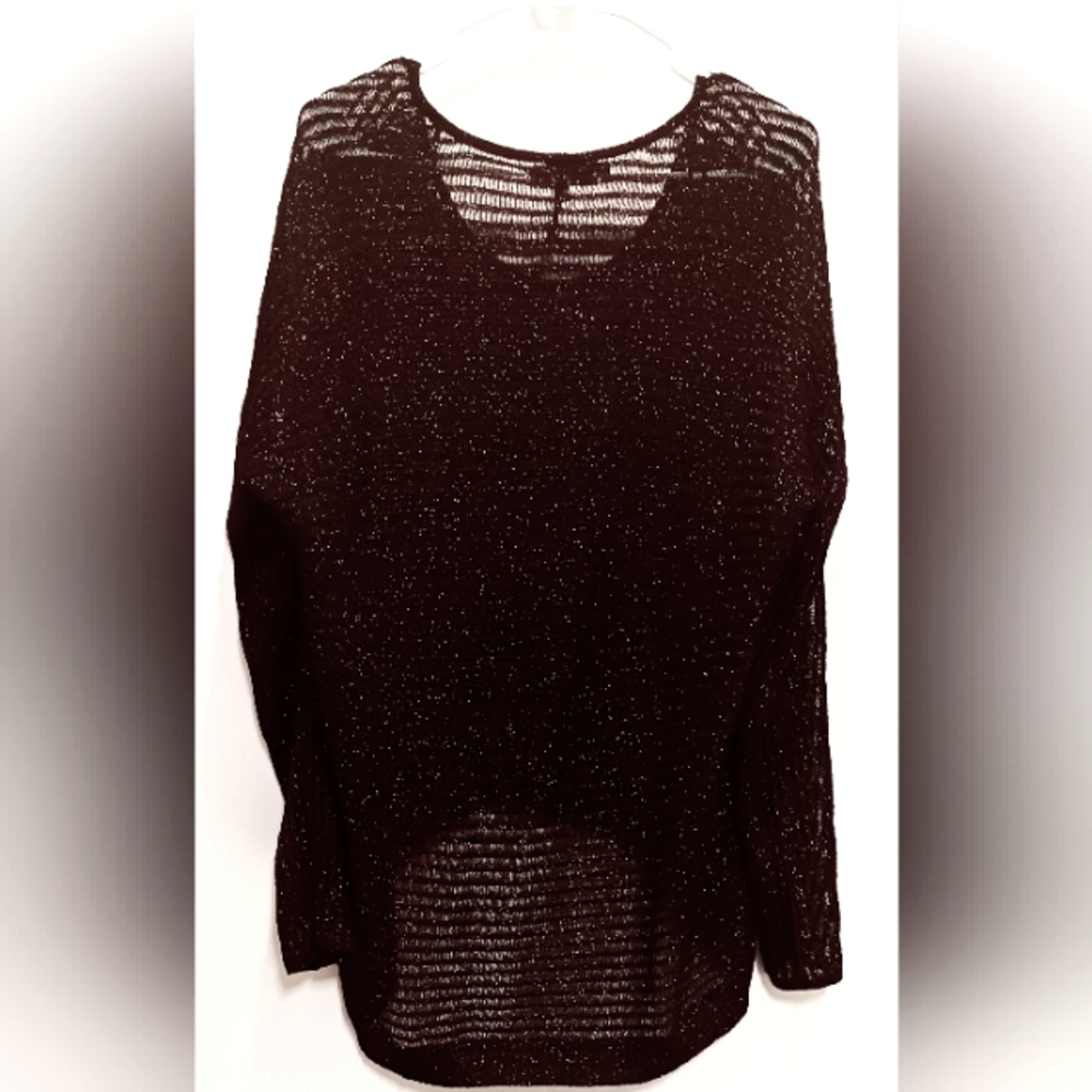 Jennifer Lopez pullover sweater